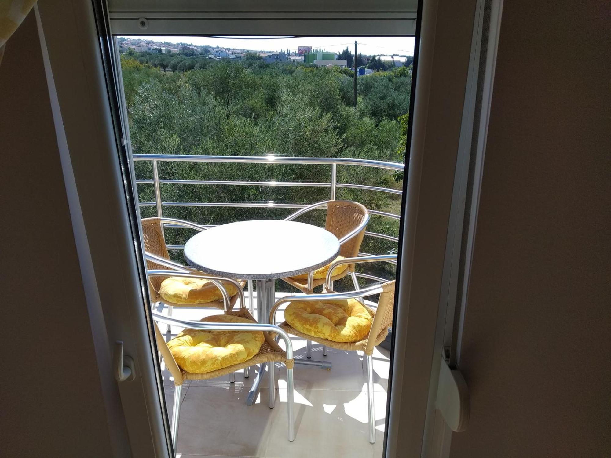 Apartman Turanj Habitación foto